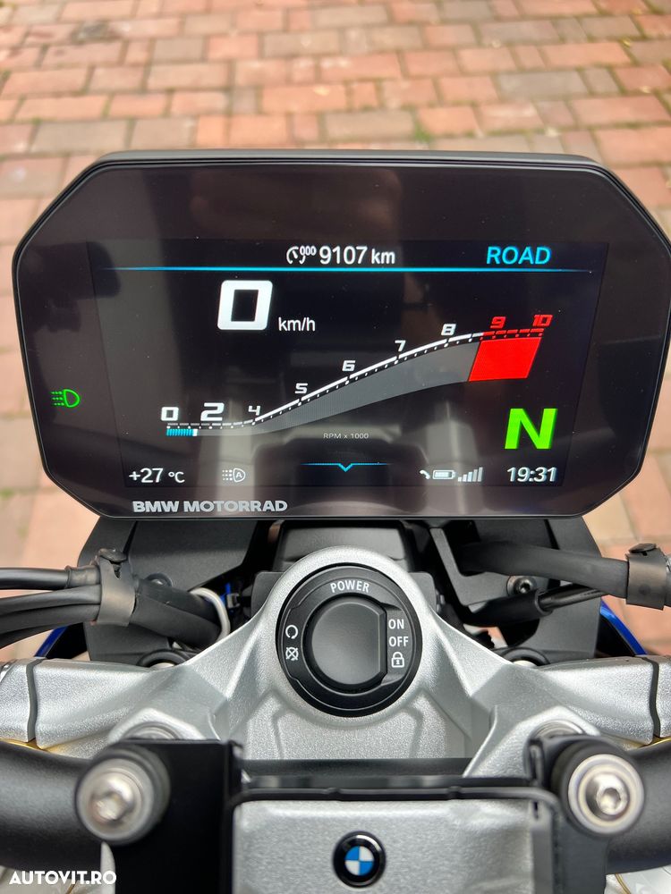 BMW F900R - 8