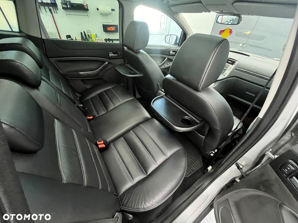 Ford Kuga 2.0 TDCi Titanium - 16