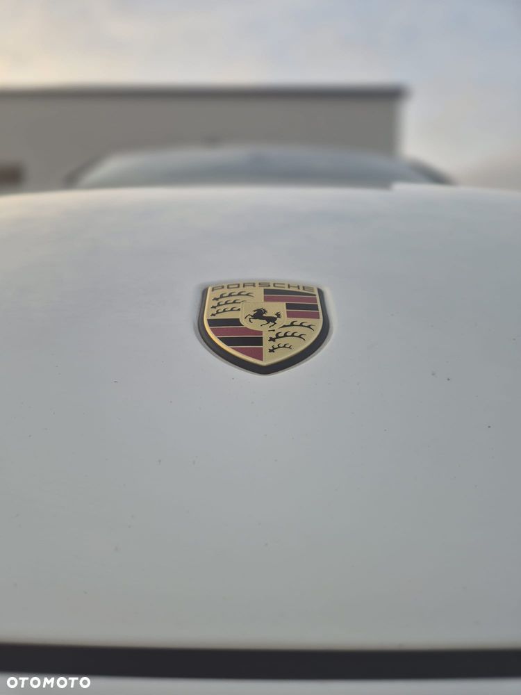 Porsche Cayenne - 17