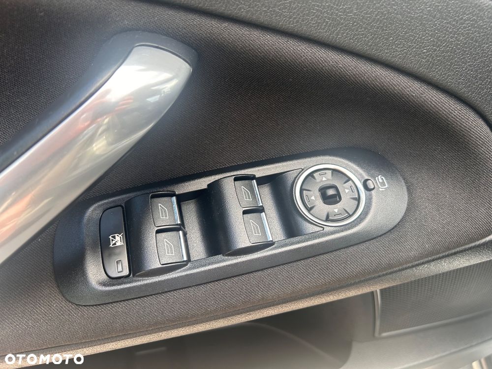 Ford Mondeo 2.0 TDCi Titanium S - 23