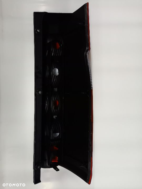 LAMPA TYLNA MERCEDES SPRINTER 2006- - 2