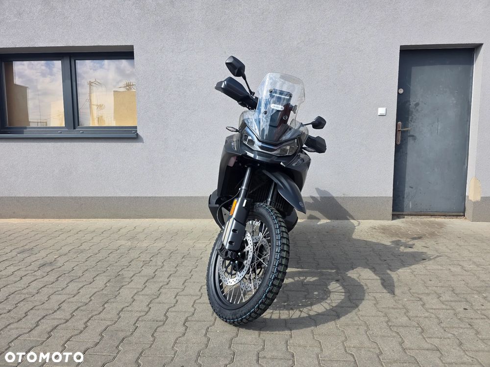 CFMoto 800MT-X - 8