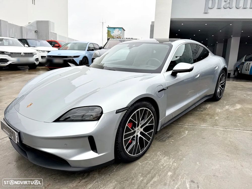 Porsche Taycan 4S - 7