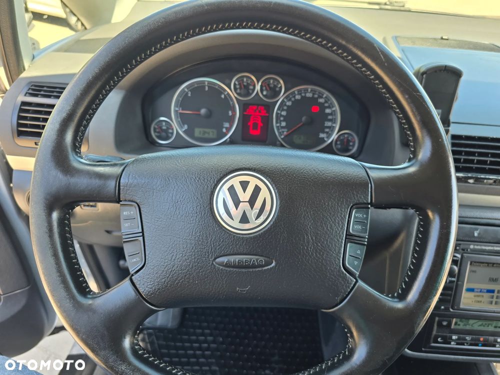 Volkswagen Sharan - 26