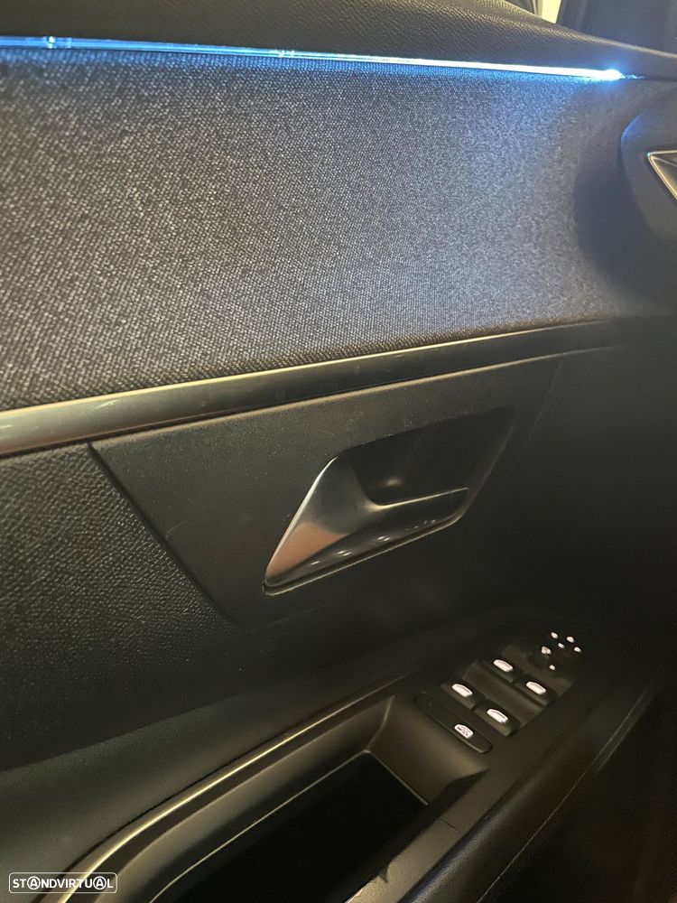 Peugeot 3008 PureTech 130 Stop & Start GPF EAT8 Allure - 49