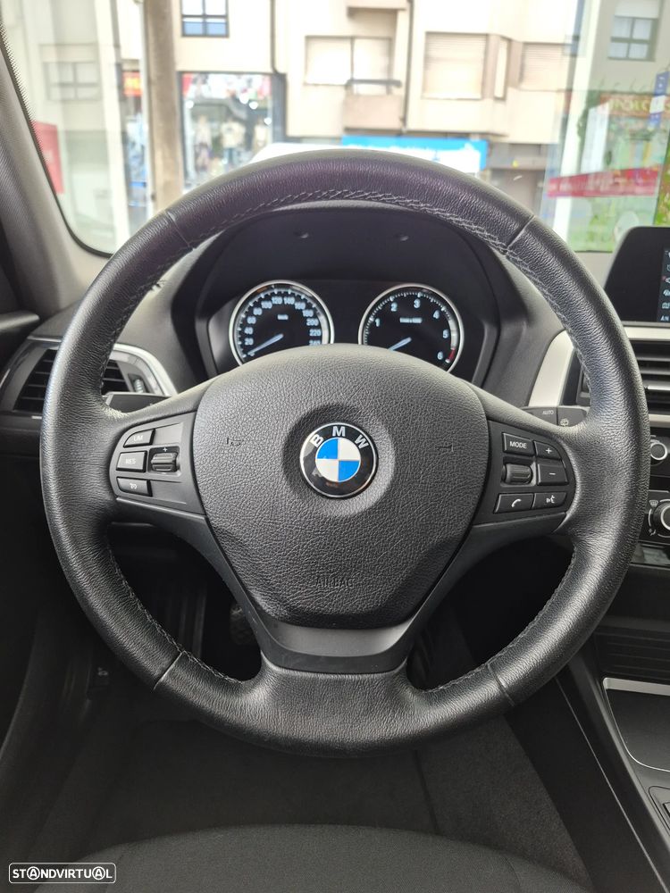 BMW 114 d Line Urban - 17