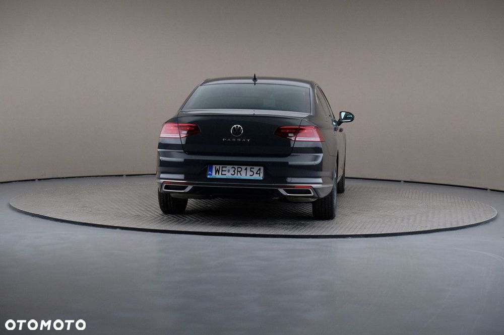 Volkswagen Passat 2.0 TSI Elegance DSG - 5