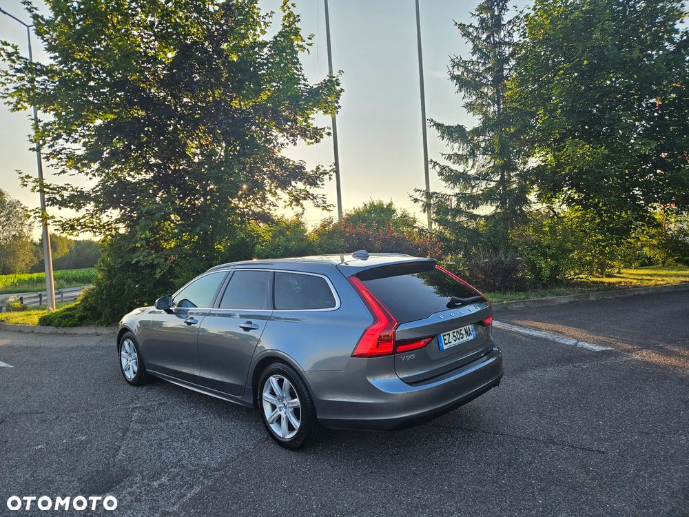 Volvo V90 D3 Geartronic Momentum Pro - 13