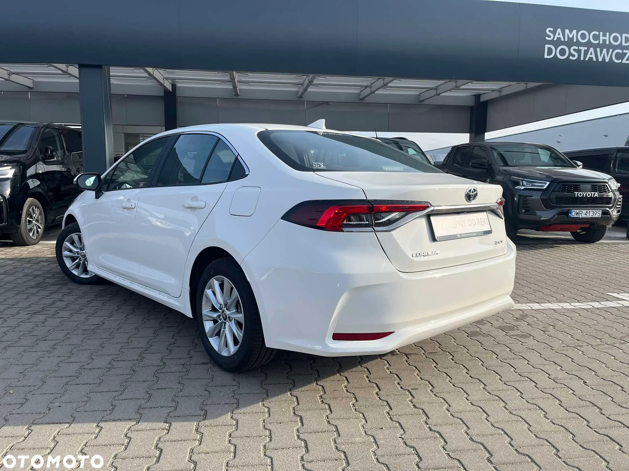 Toyota Corolla 1.8 Hybrid Comfort - 4
