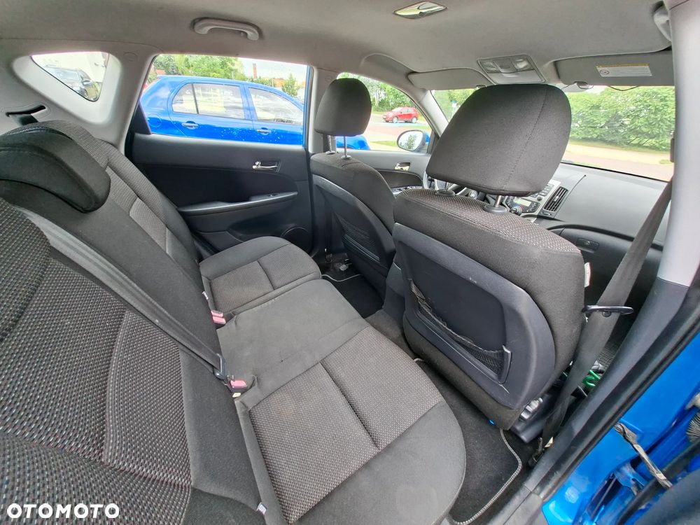 Hyundai i30 1.4 Base - 27