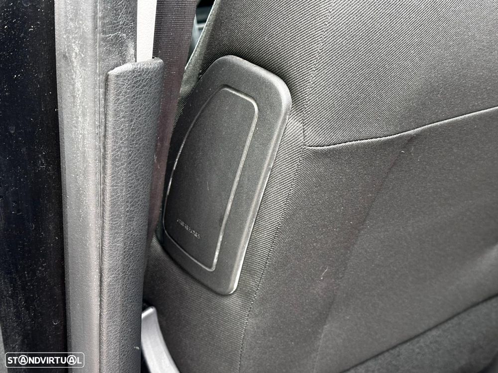 Peugeot 207 1.4 16V Active - 35