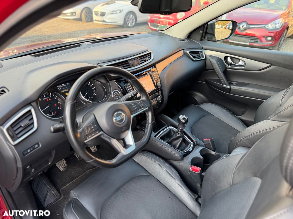 Nissan Qashqai 1.6 DIG-T TEKNA+ - 22