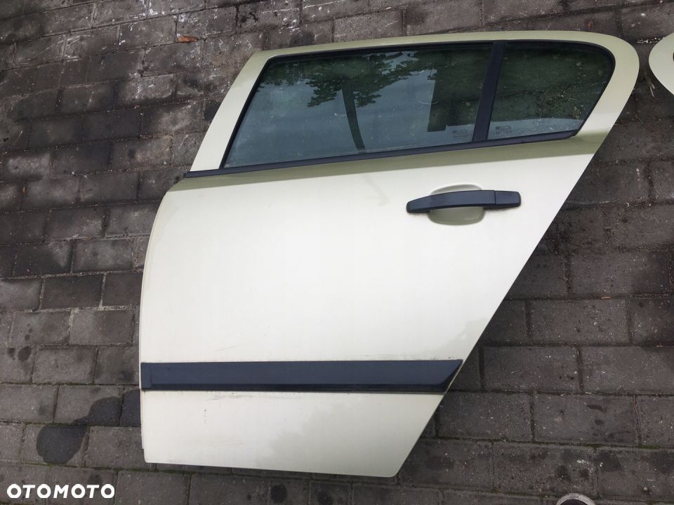 OPEL ASTRA H III DRZWI LEWE PRAWE TYŁ TYLNE Z40H - 2