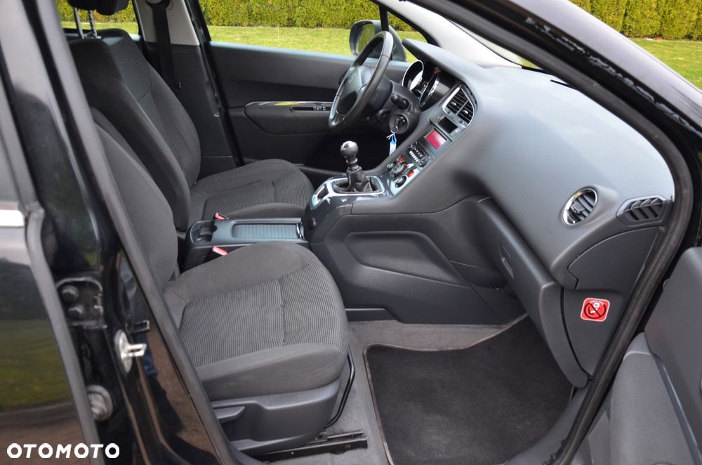 Peugeot 5008 2.0 HDi Active 7os - 12