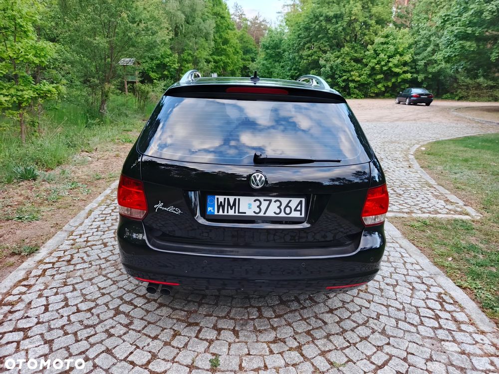 Volkswagen Golf 2.0 TDI DPF Highline - 22
