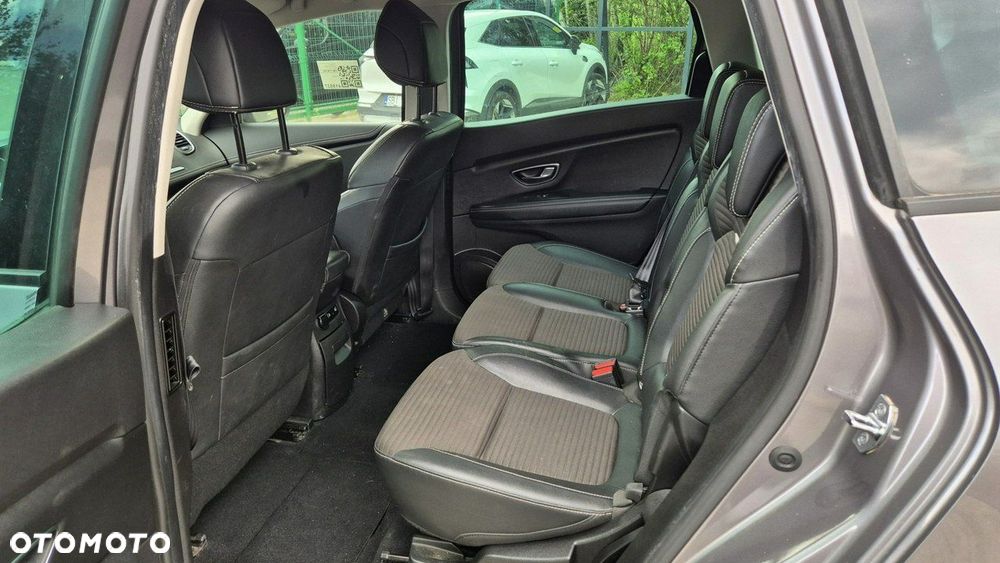 Renault Grand Scenic TCe 140 GPF EDC BLACK EDITION - 14