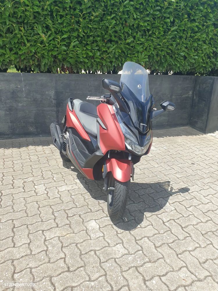 Honda Forza - 1