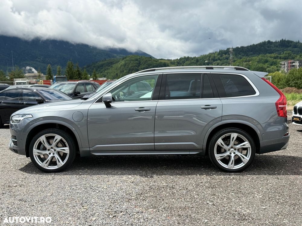 Volvo XC 90 T8 AWD Recharge Geartronic Inscription Edition - 11