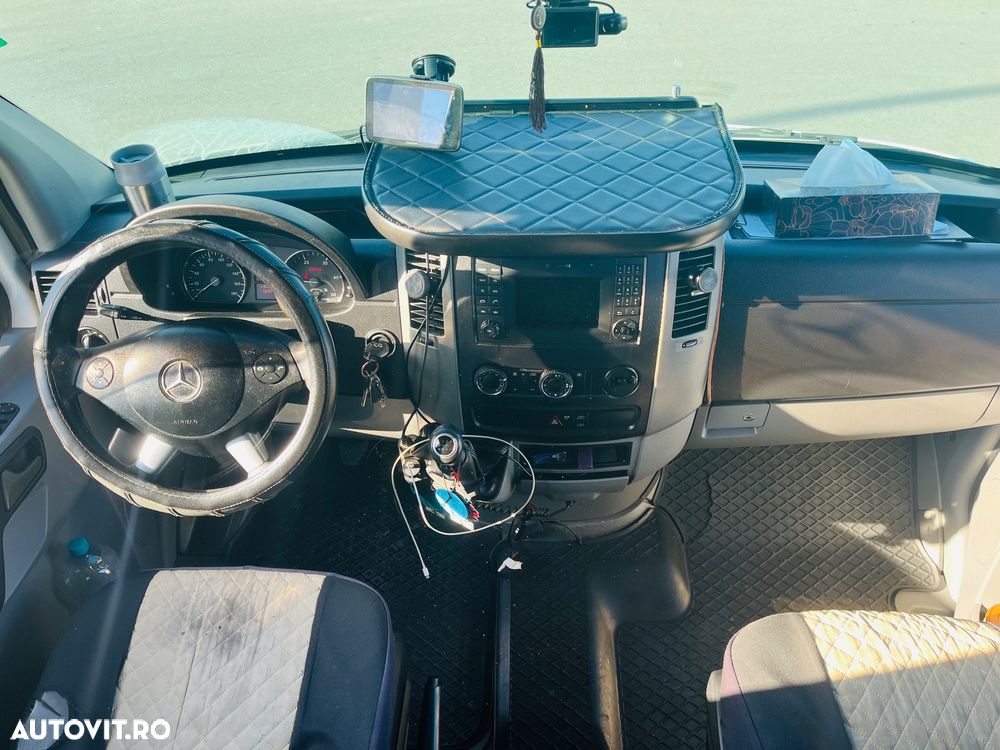 Mercedes-Benz Sprinter - 7