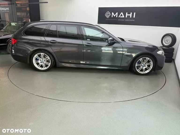 BMW Seria 5 520i - 13