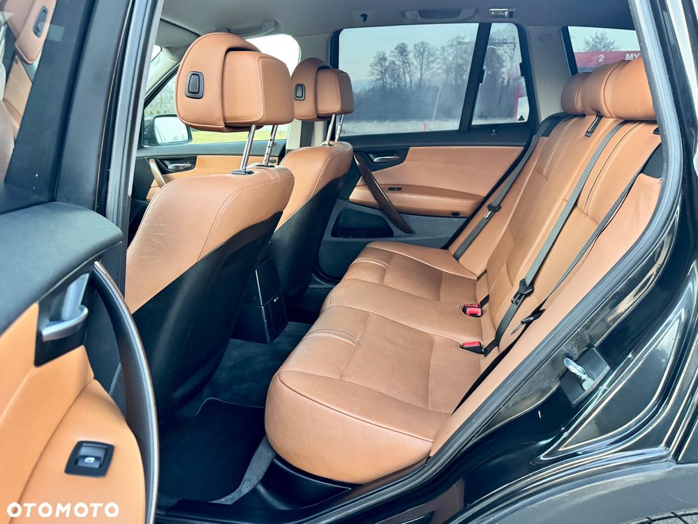 BMW X3 xDrive20i Limited Sport Edition - 40