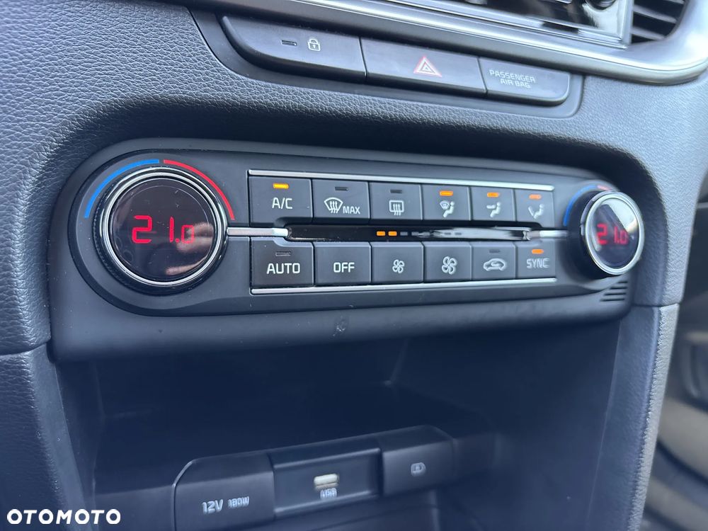 Kia XCeed 1.5 T-GDI M - 18