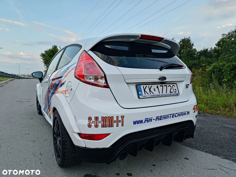 Ford Fiesta 1.6 EcoBoost ST - 8