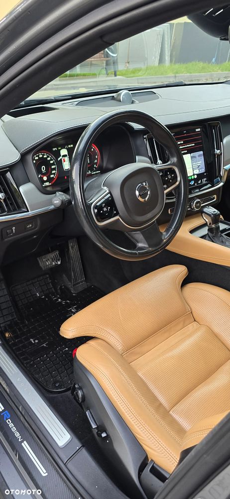 Volvo V90 Cross Country - 6