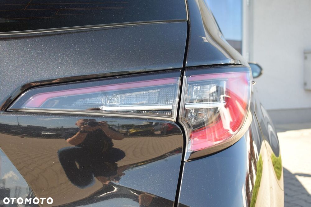Toyota Corolla - 12