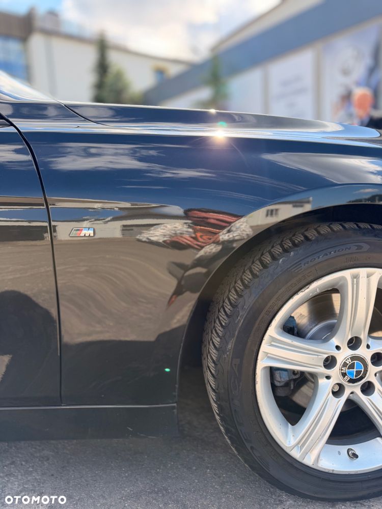 BMW Seria 3 320i - 6