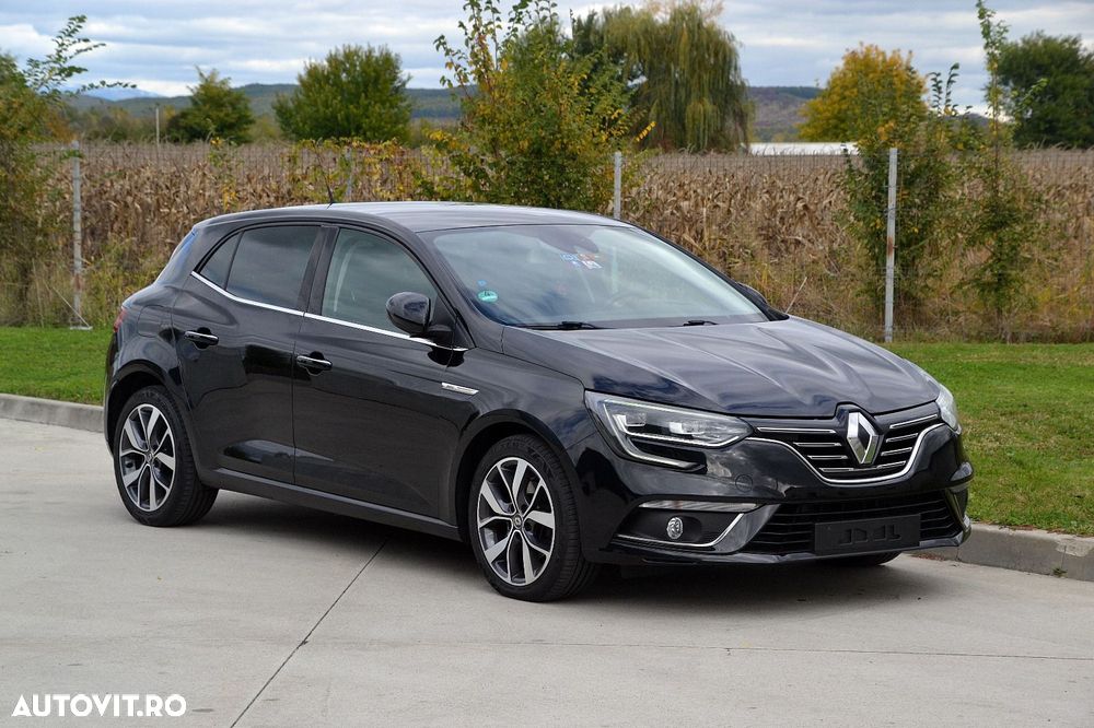 Renault Megane ENERGY dCi 130 Start & Stop Bose Edition - 3