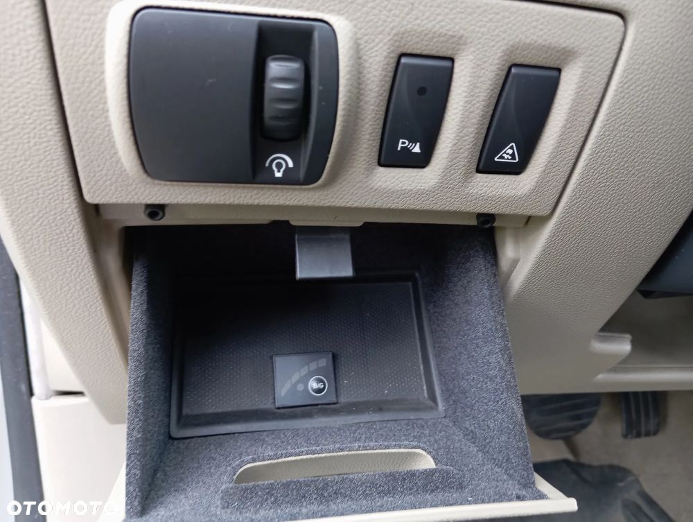 Renault Laguna 2.0 Privilege Etanol - 16