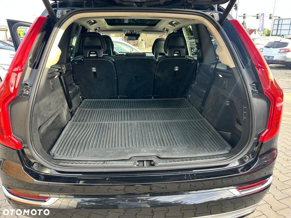 Volvo XC 90 D5 AWD Inscription 7os - 24