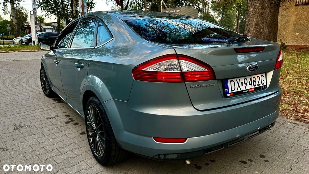 Ford Mondeo 2.5 Titanium - 4