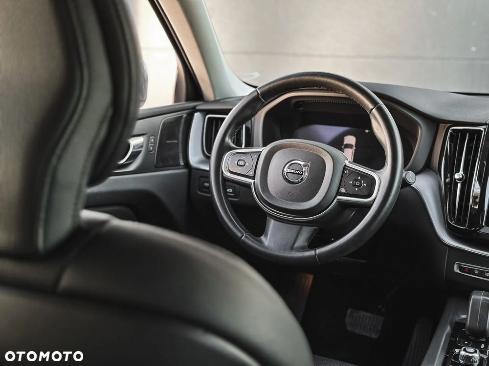 Volvo XC 60 B4 D AWD Core - 14