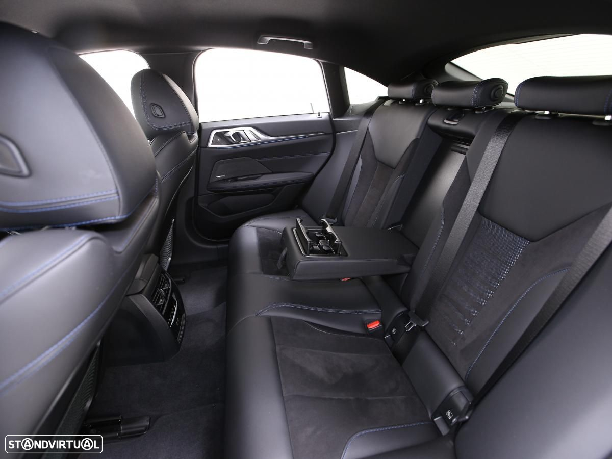 BMW i4 M50 - 11