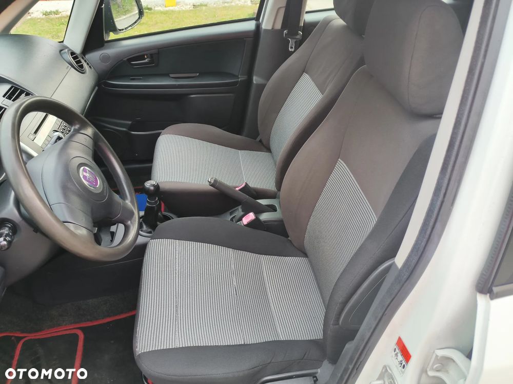 Fiat Sedici 1.6 16V 4x2 Dynamic - 11