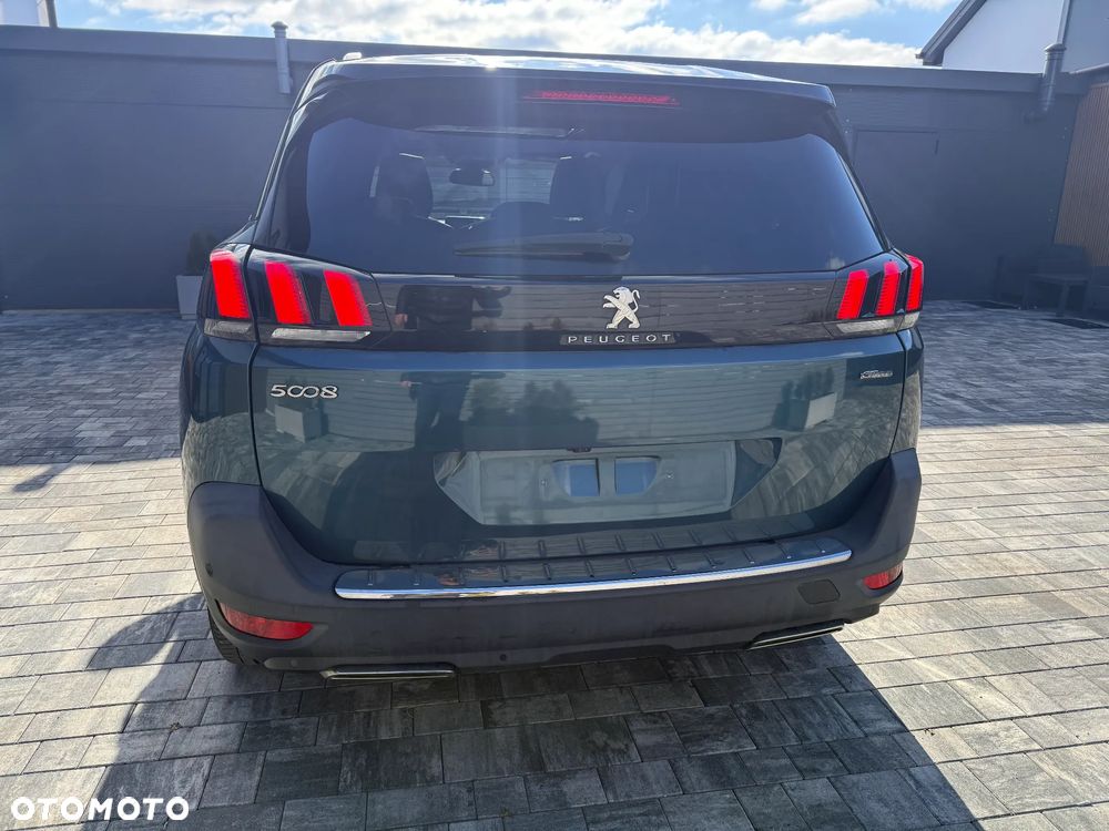 Peugeot 5008 - 12