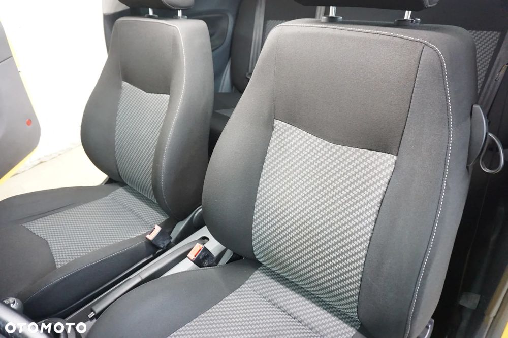 Seat Ibiza SC 1.4 16V Reference - 25