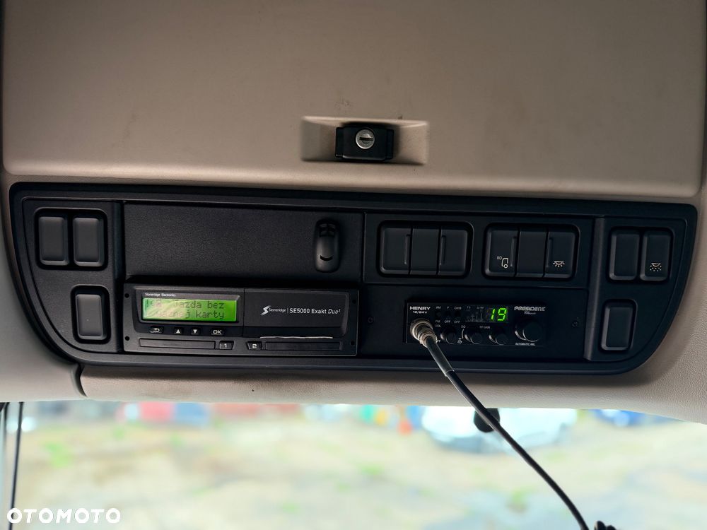 DAF XF 106.460 / KLIMA POSTOJOWA / AUTOMAT / ŁADNE OPONY / 2 ZBIORNIKI / 2016 ROK !! - 32