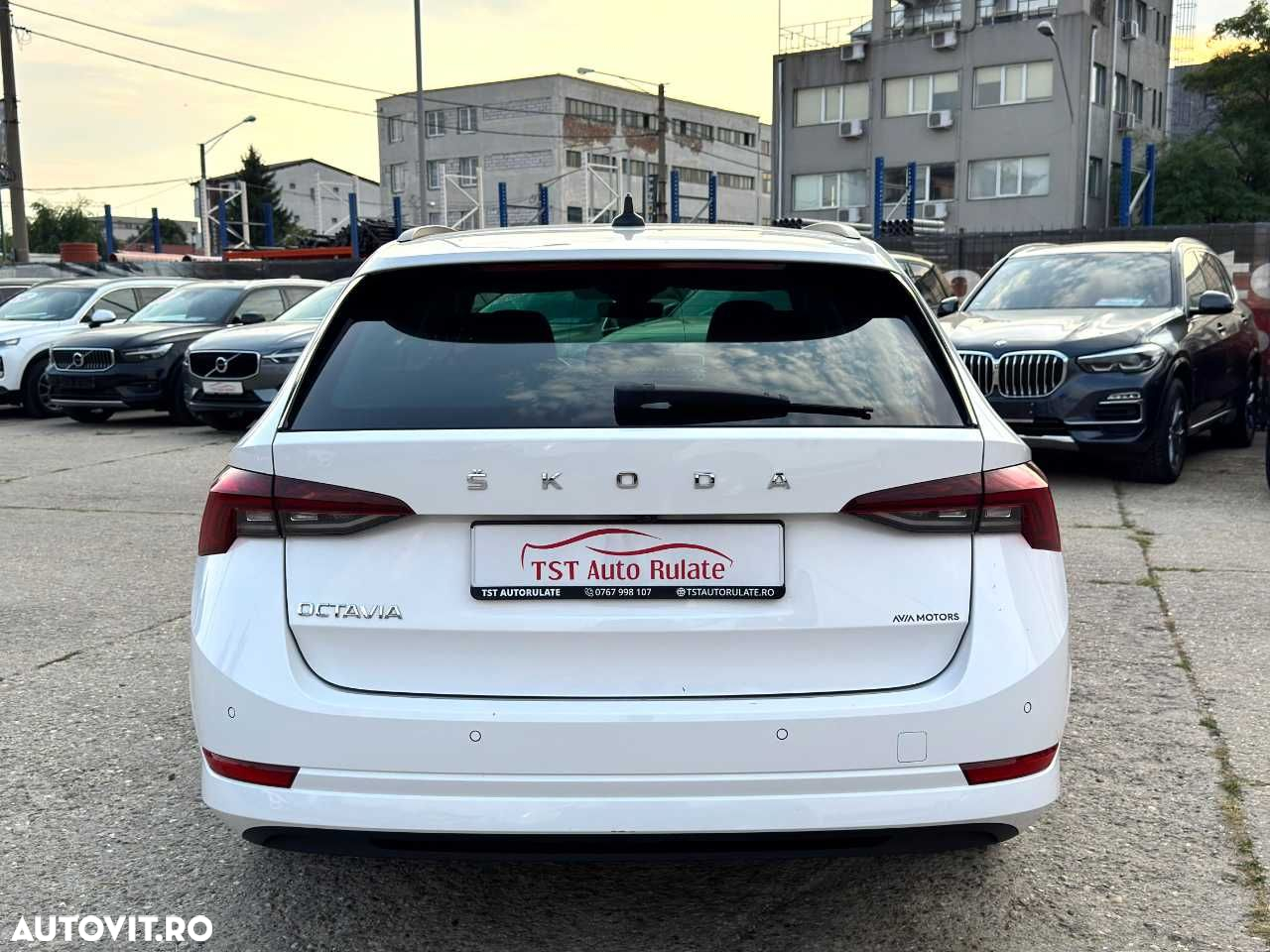Skoda Octavia 2.0 TDI DSG Style - 7