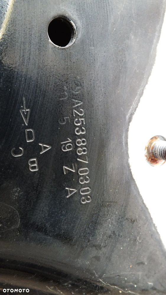 Maska silnika Mercedes GLC W253 - 14