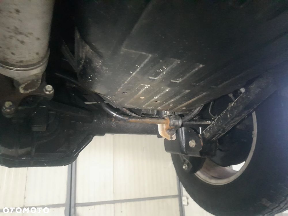 Jeep Commander 3.0 CRD Limited - 22