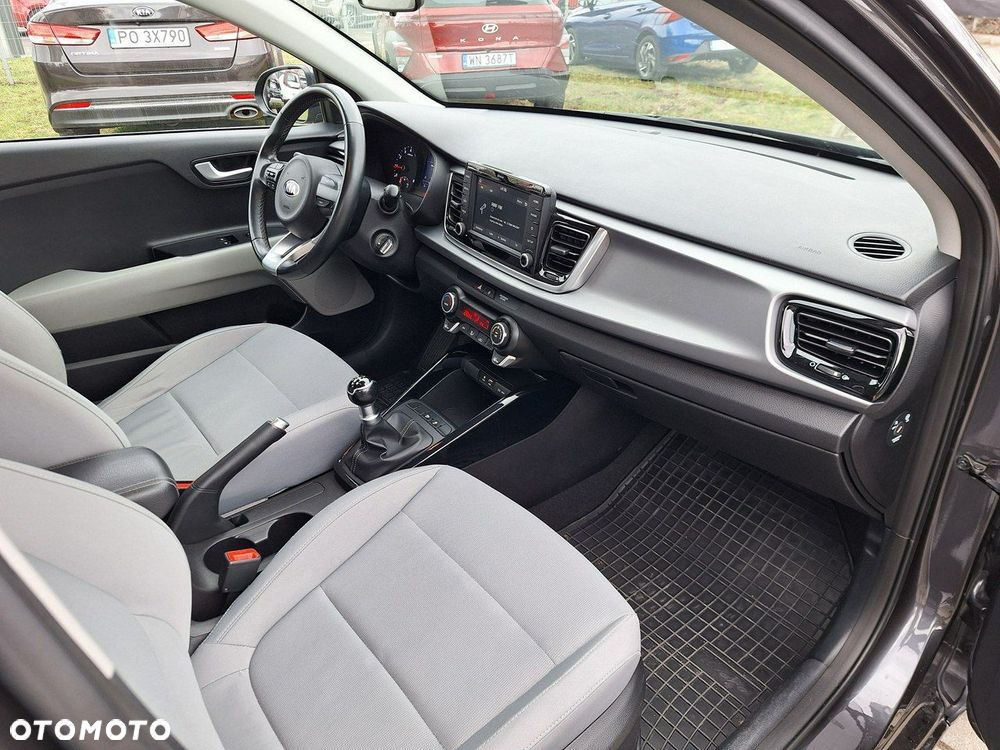 Kia Rio 1.2 L - 33