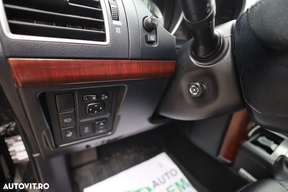 Toyota Land Cruiser 2.8 D-4D Automatik Comfort - 27