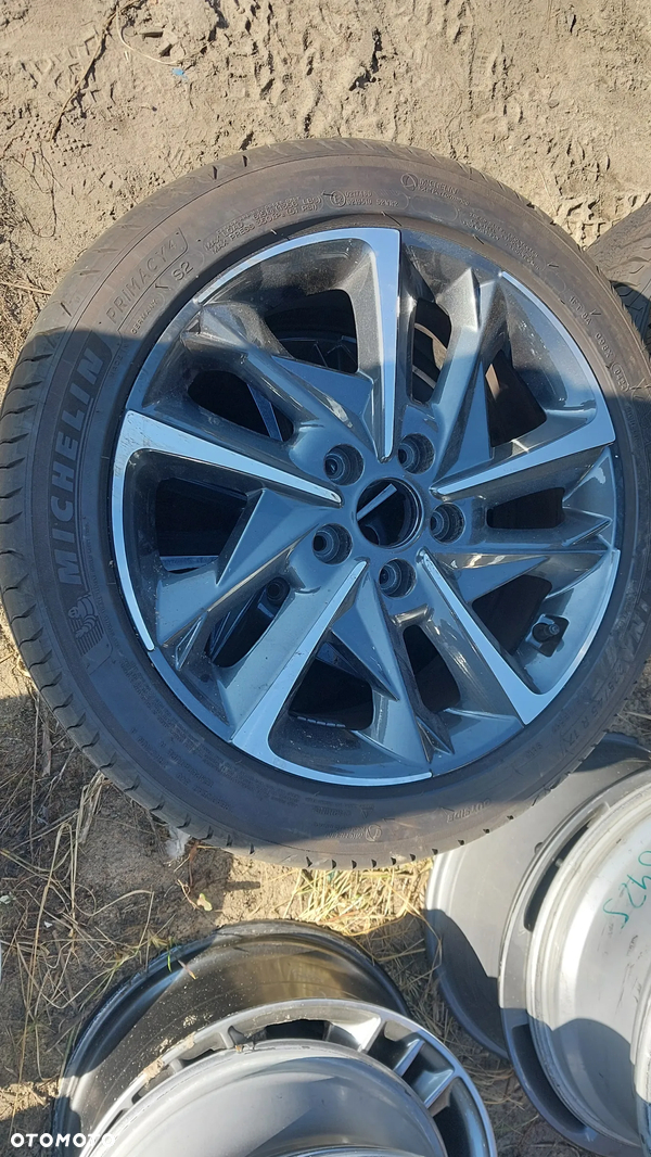 Felga pojedyncza HYUNDAI I30 FELGA 7JX17 ET53 52910-G4700 ORYGINAŁ