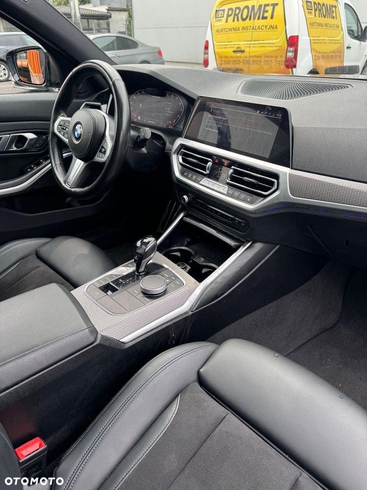 BMW Seria 3 M340i xDrive sport - 10