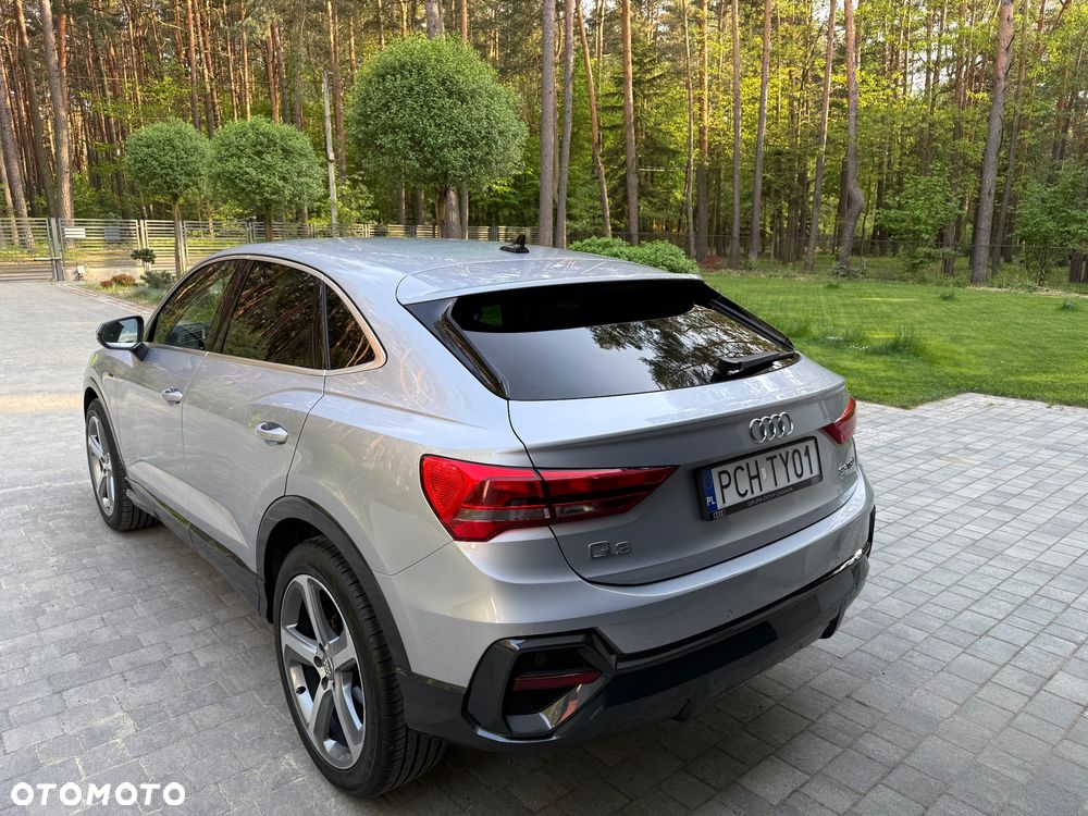 Audi Q3 Sportback 35 TFSI mHEV S-Line S tronic - 4