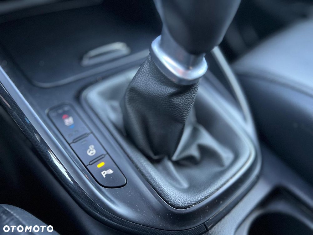 Kia Carens 1.7 CRDi Edition 7 - 10