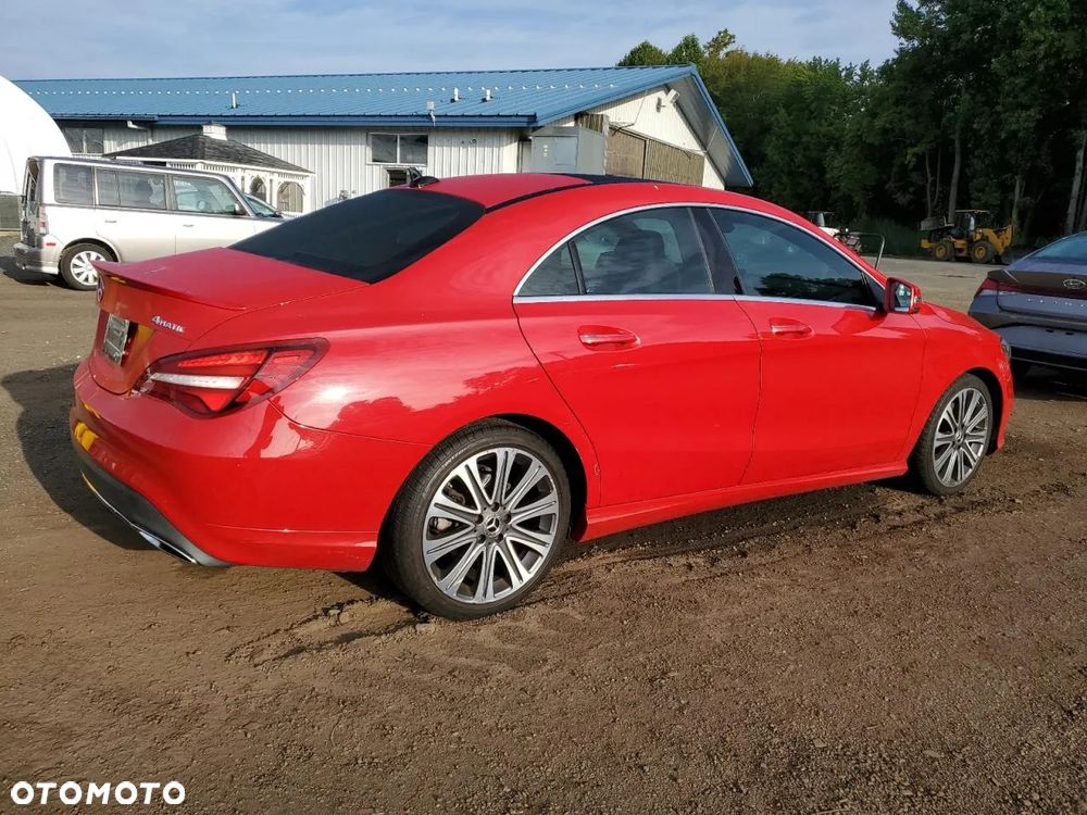 Mercedes-Benz CLA 250 4-Matic - 4